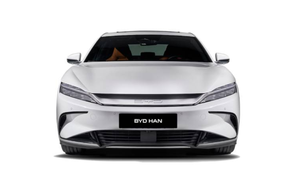 Car rental with driver in Dubai for hassle-free travel, comfort, and reliable service.