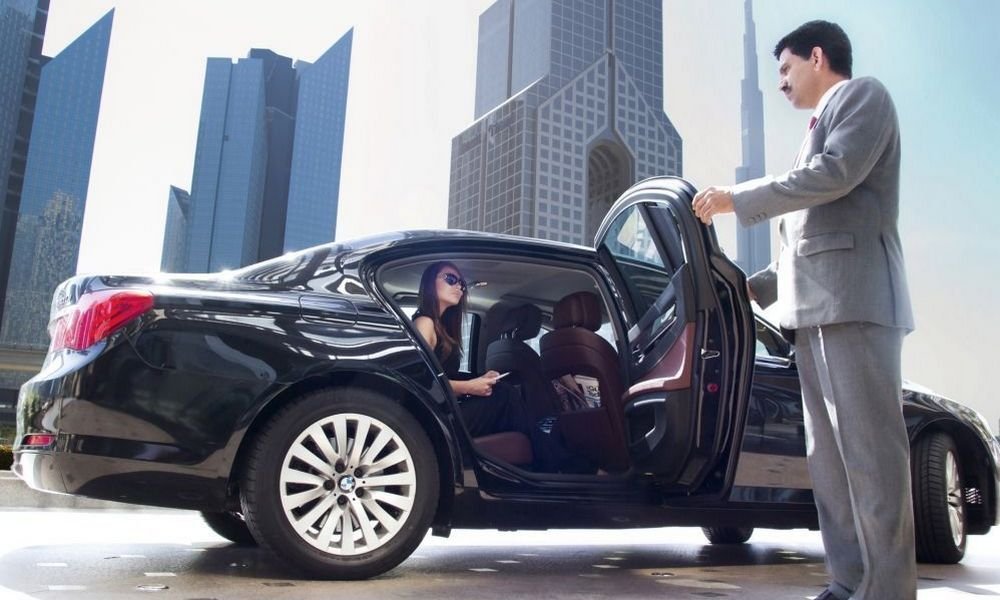 Cheap Luxury Car Rental Dubai Best Deals You Can’t Miss in 2025
