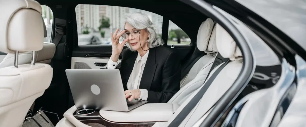 Book trusted Executive Transportation Services in Dubai. Perfect for business trips, executive limo rides, & corporate events