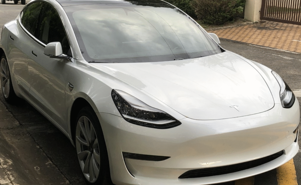 Book Tesla Taxi Dubai today for luxury rides. Choose Tesla Model Y 2025, electric taxi Dubai booking or seamless Dubai Airport